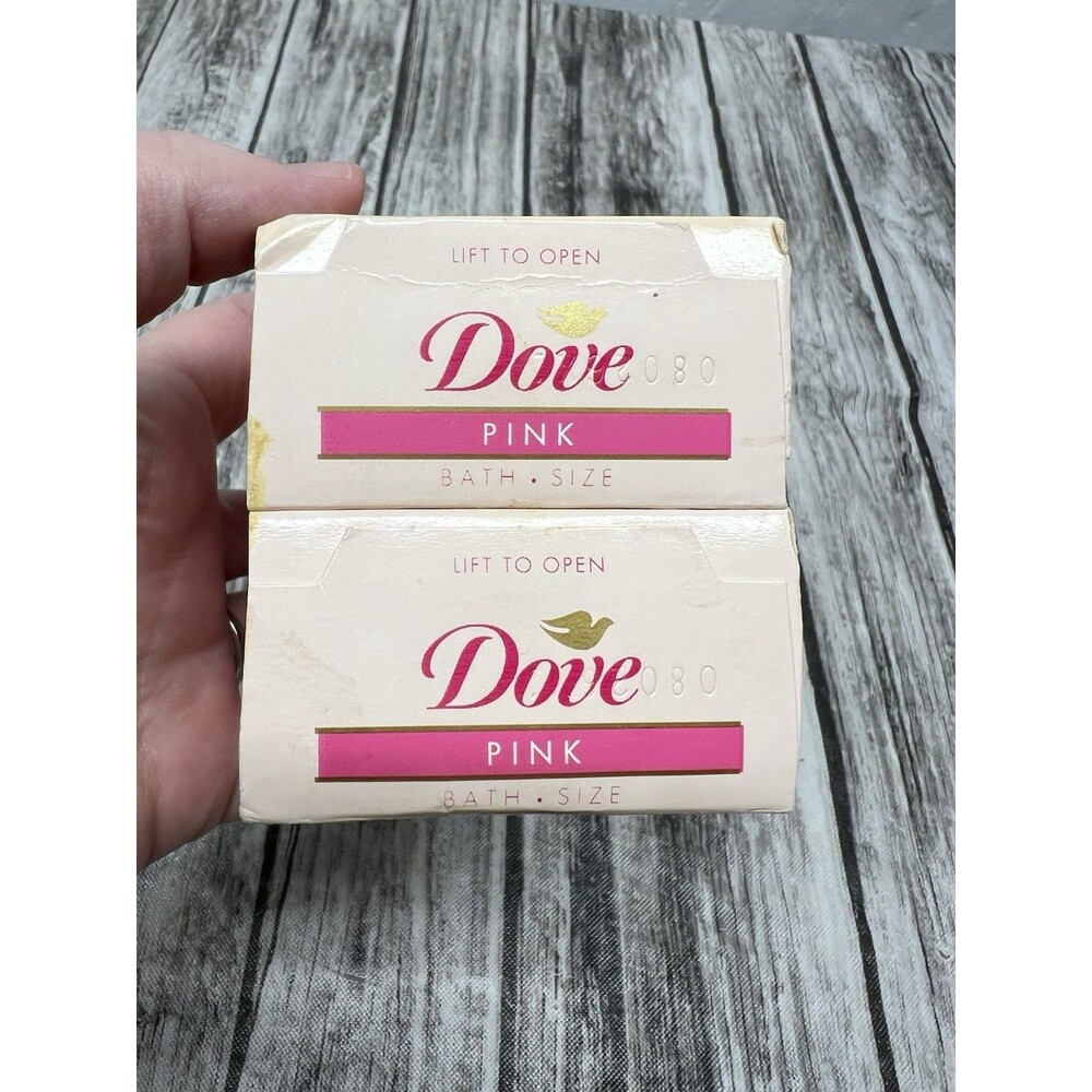 NEW 2 DOVE BEAUTY PINK VINTAGE NOS 1/4 MOISTURIZING CREAM BAR SOAP 4.75oz 1996 - Picture 2 of 4